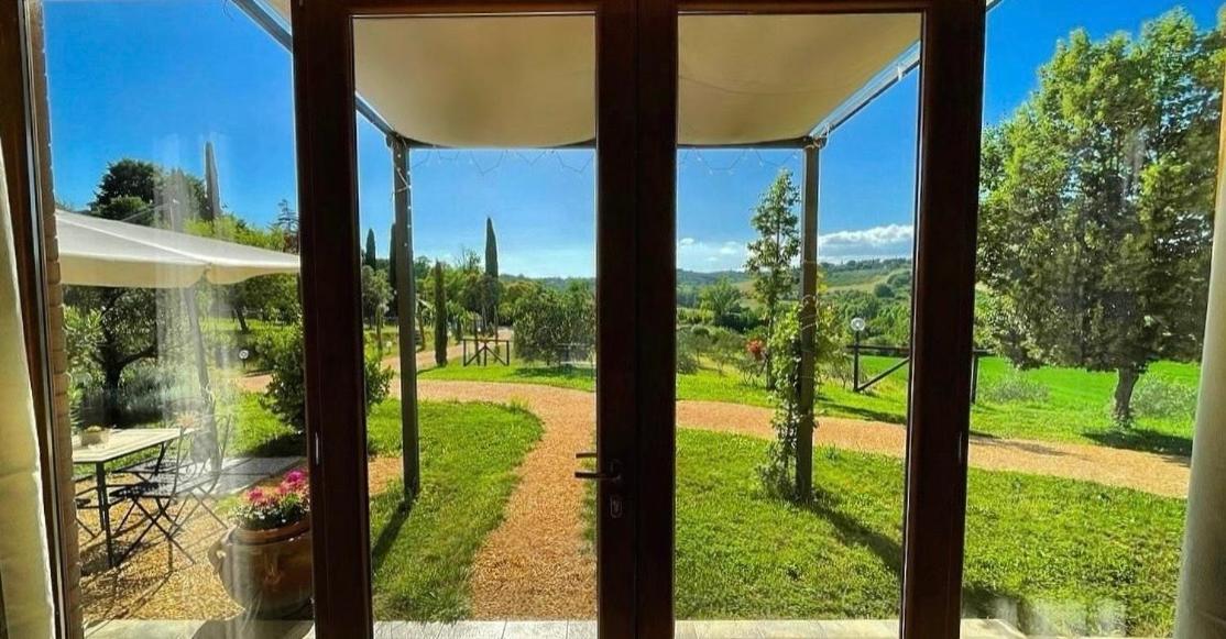 Agriturismo La Corte Del Sole Siena Buitenkant foto