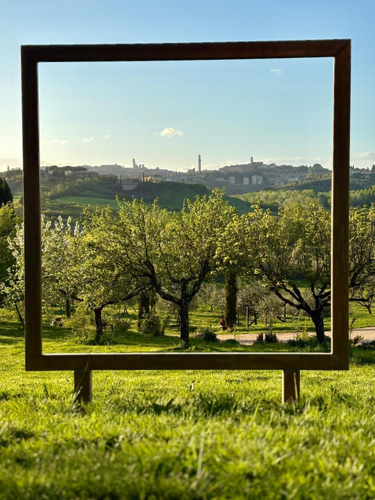 Agriturismo La Corte Del Sole Siena Buitenkant foto